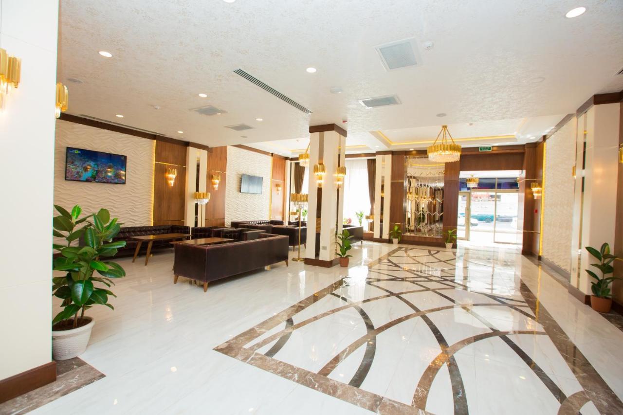 Madison Hotel Baku Bagian luar foto