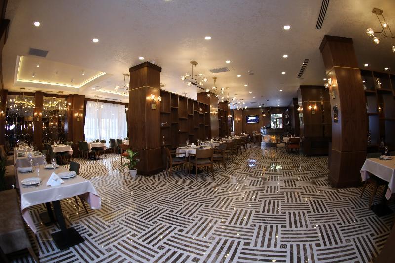 Madison Hotel Baku Bagian luar foto