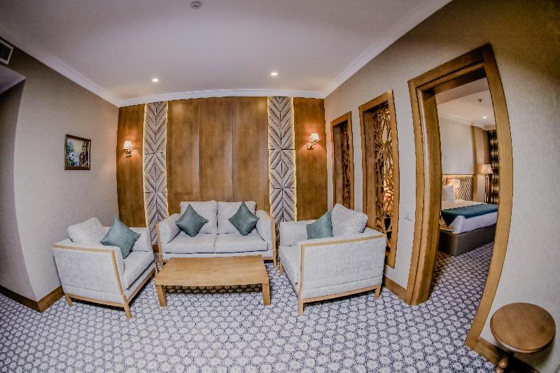 Madison Hotel Baku Bagian luar foto